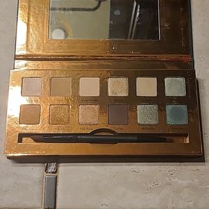 Cargo emerald city palette